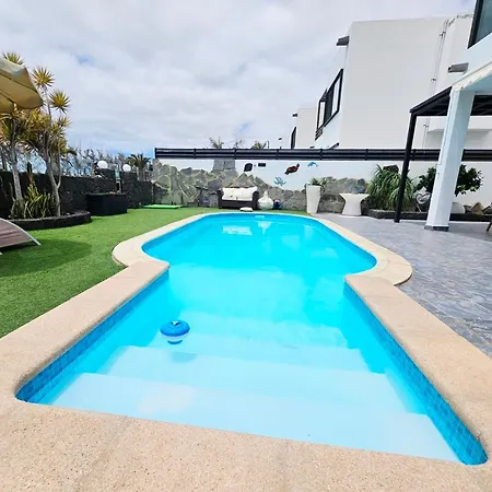 فيلة Volcanes Sea View Private Pool