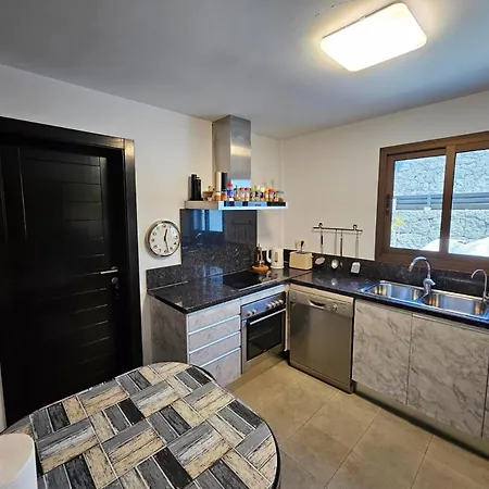 Volcanes Sea View Private Pool * كوستا تاغيسي